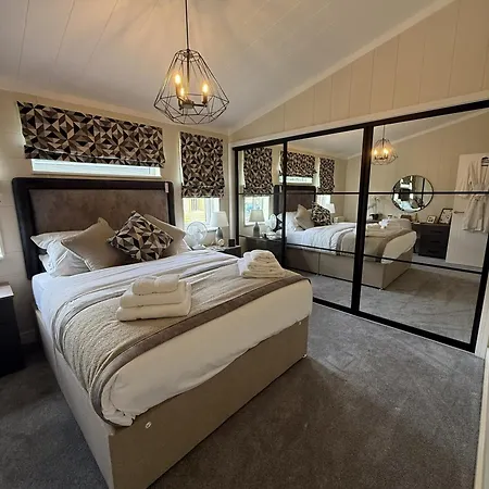 Tatil Evi Hollicarrs - Thistle *